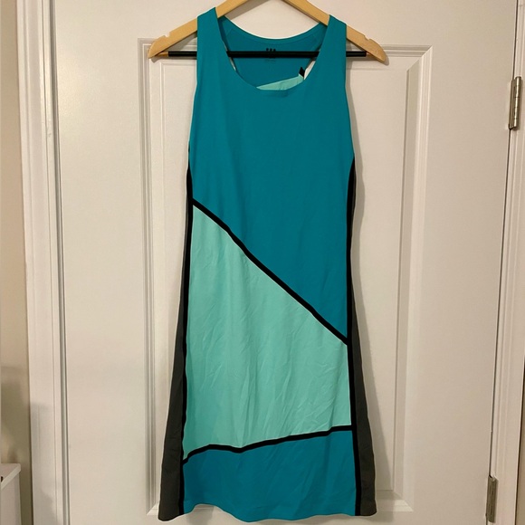 Robe VPL Avec Inserts Contrastés Et Découpes - Taille L, Vert, Neuve Sans étiquettes